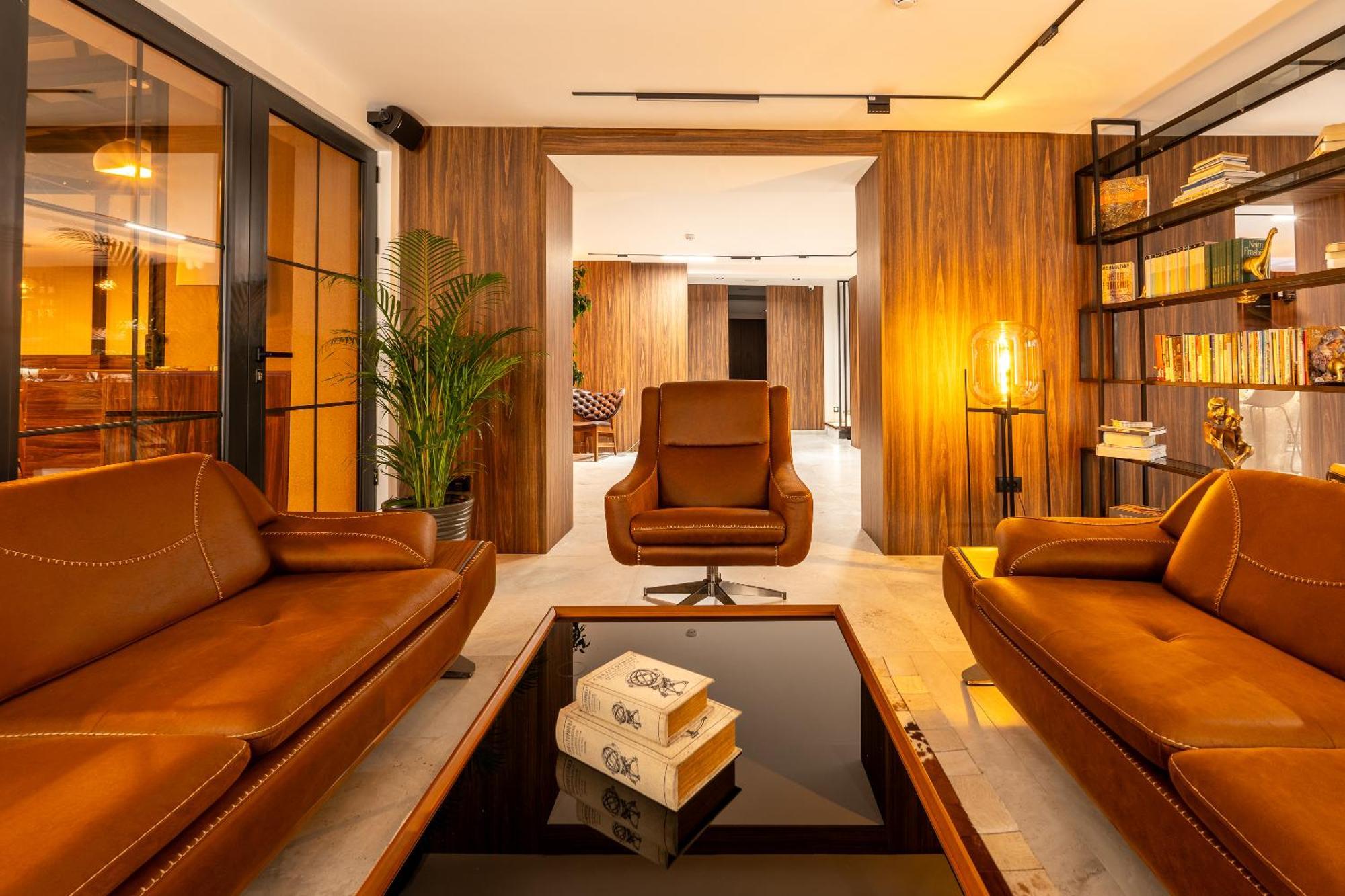 Ruby Hotel Prishtina Pristina Extérieur photo