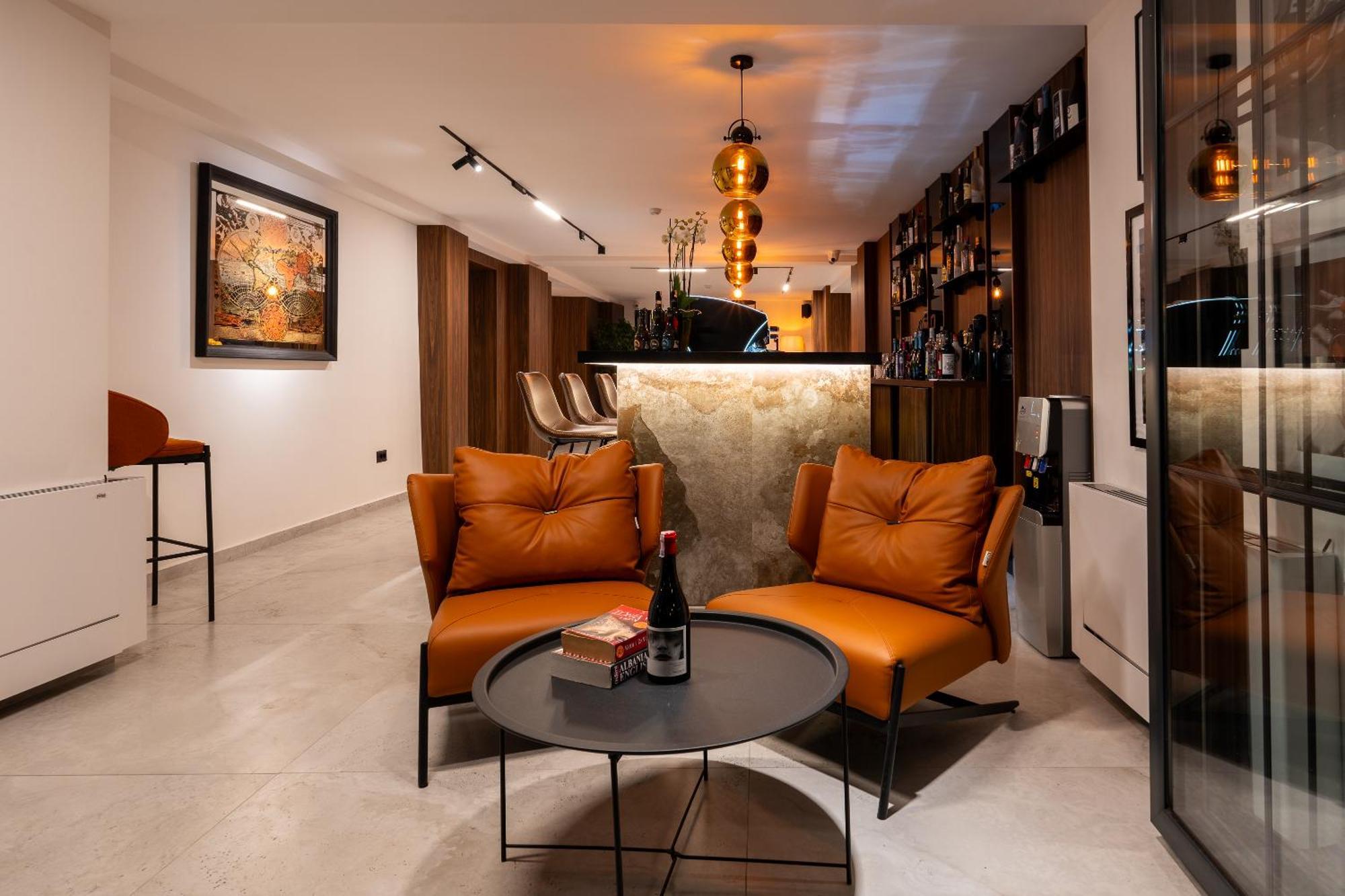 Ruby Hotel Prishtina Pristina Extérieur photo